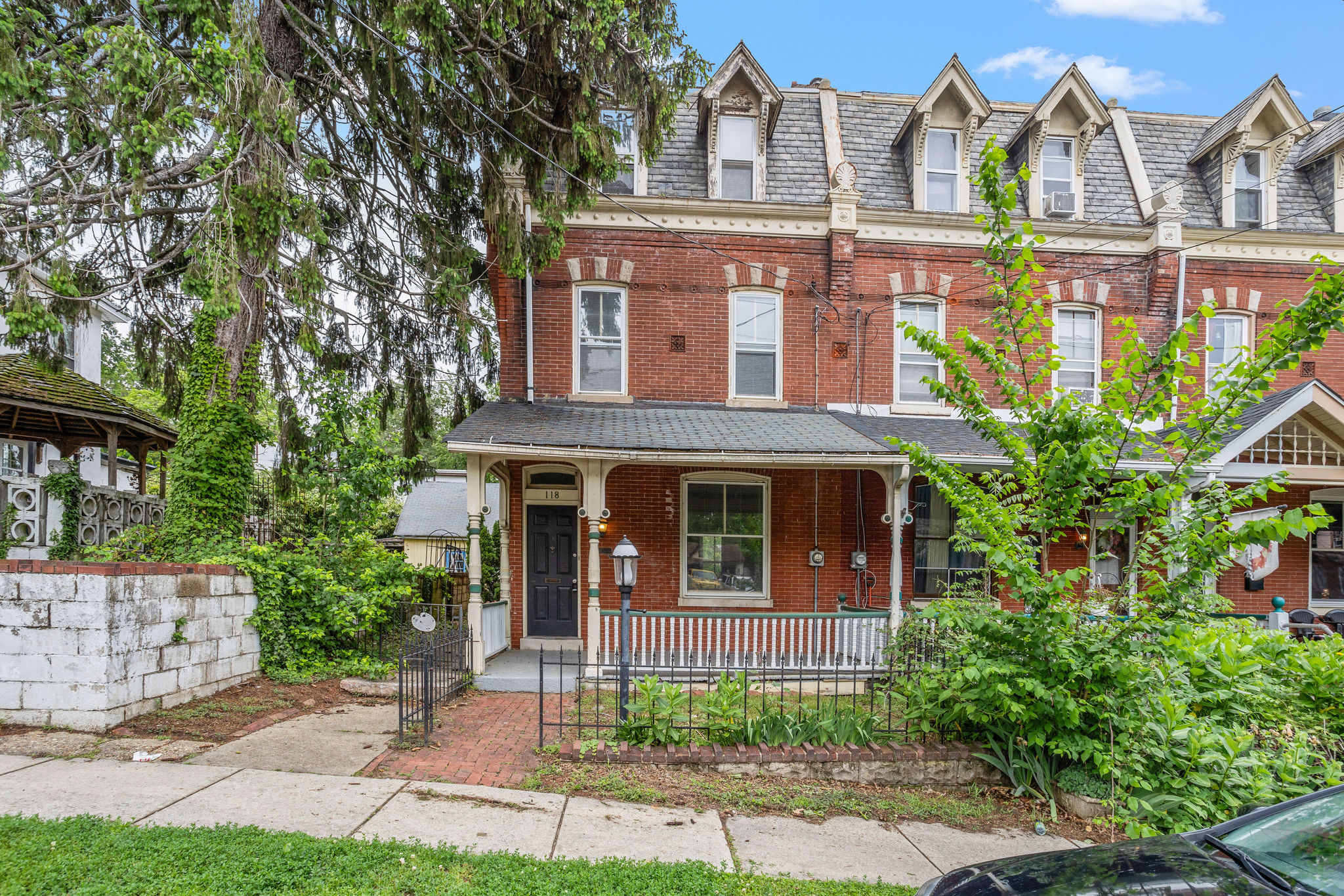 118 Hunter Street